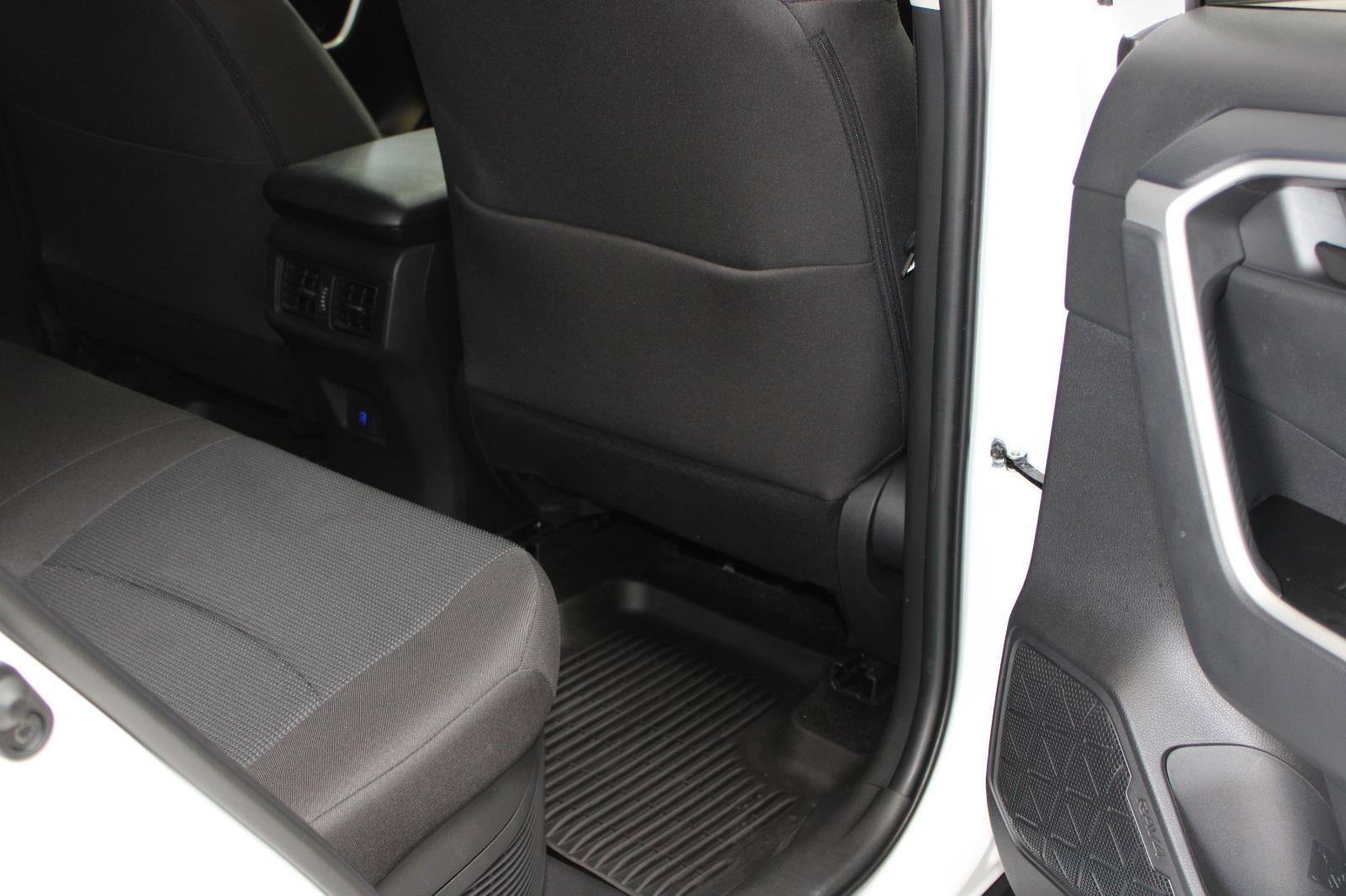 Used 2025 Toyota RAV4 LE AWD/4WD image 43