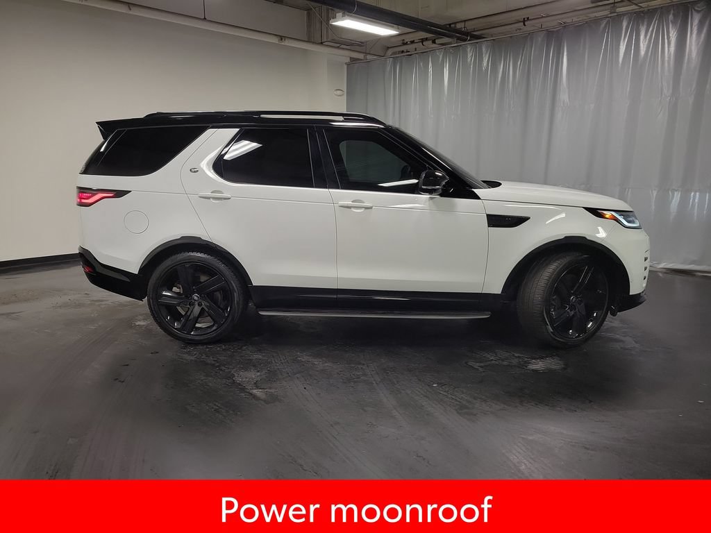 Used 2025 Land Rover Discovery Dynamic SE AWD/4WD image 9