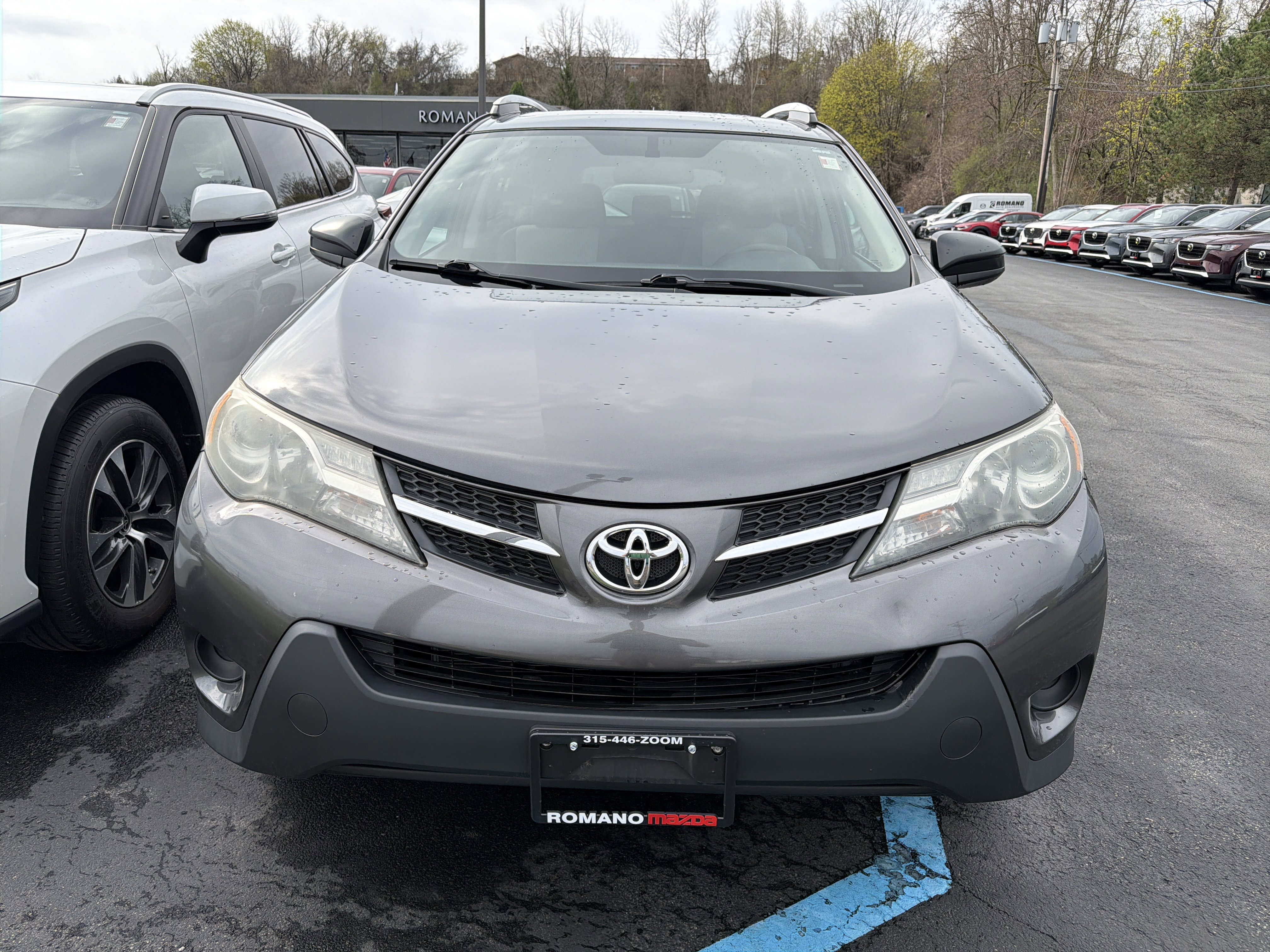 Used 2015 Toyota RAV4 LE image 3