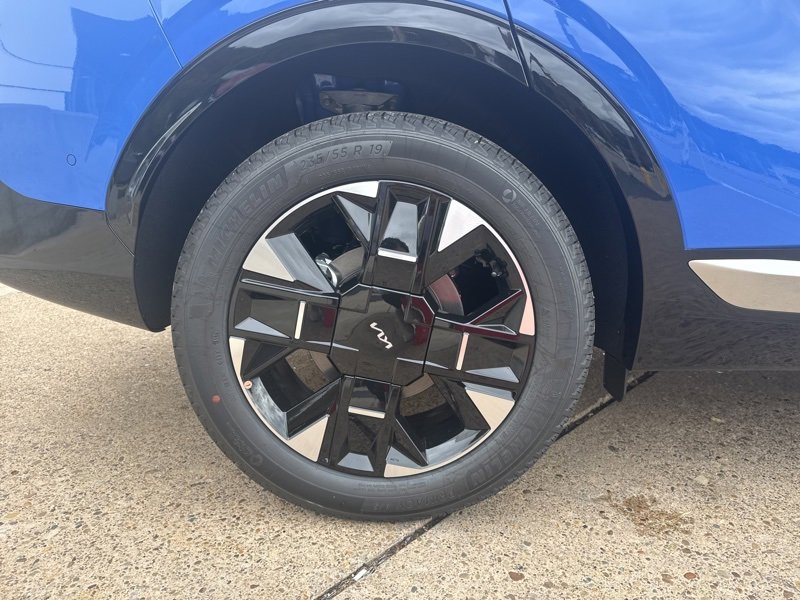 New 2026 Kia Sportage SX image 9