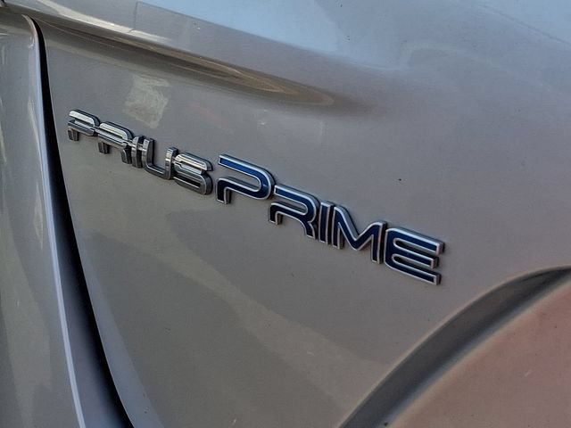 Used 2017 Toyota Prius Prime Advanced w/ Carpet Mat Package FWD image 10