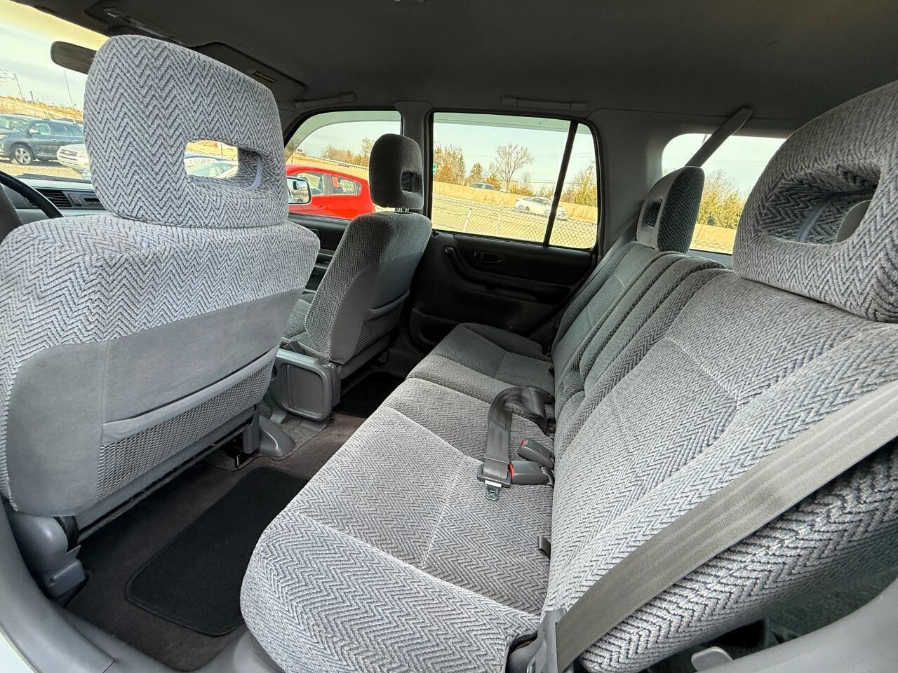 Used 1998 Honda CR-V EX image 9