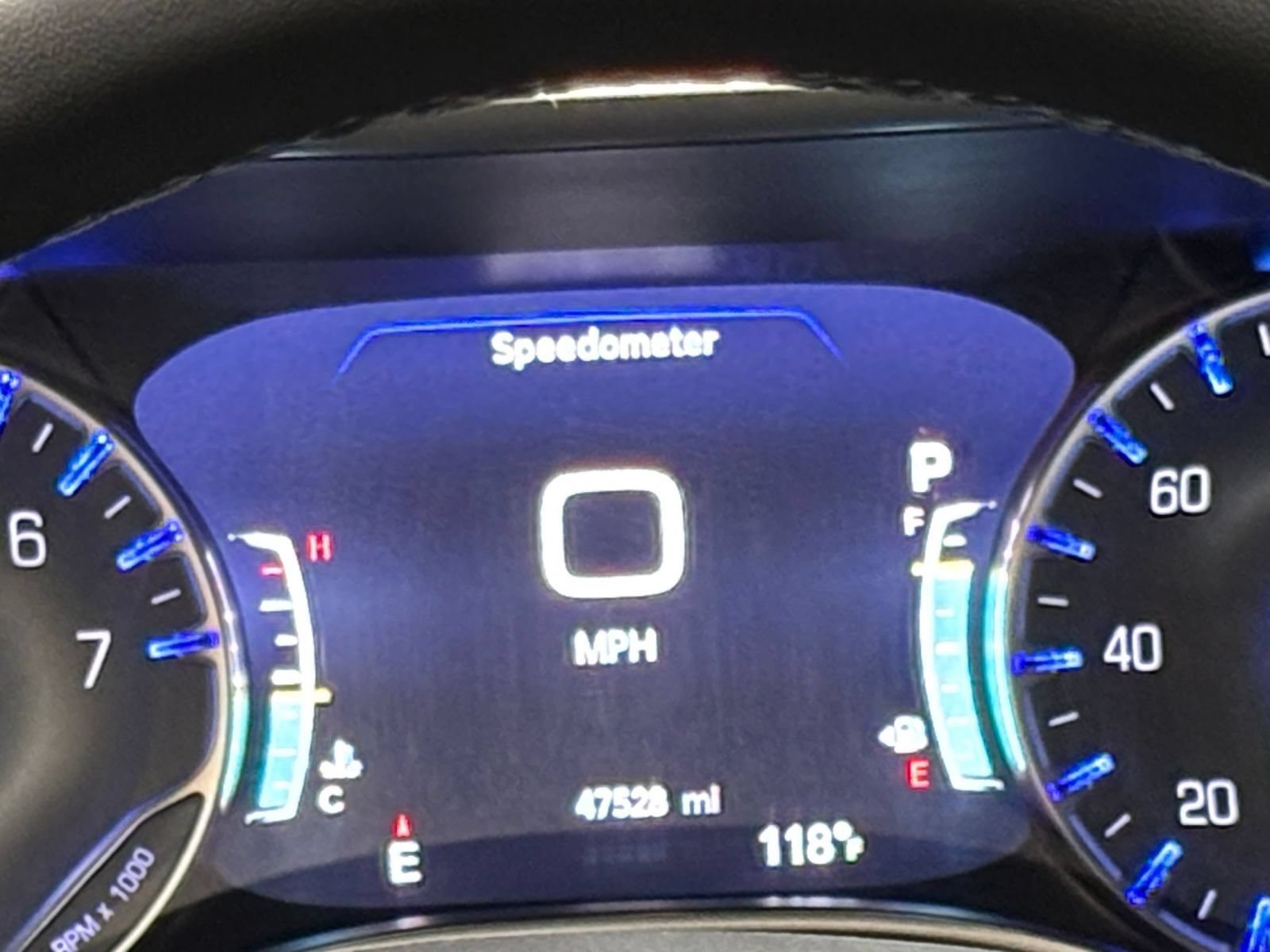 Used 2025 Chrysler Pacifica Select FWD image 42