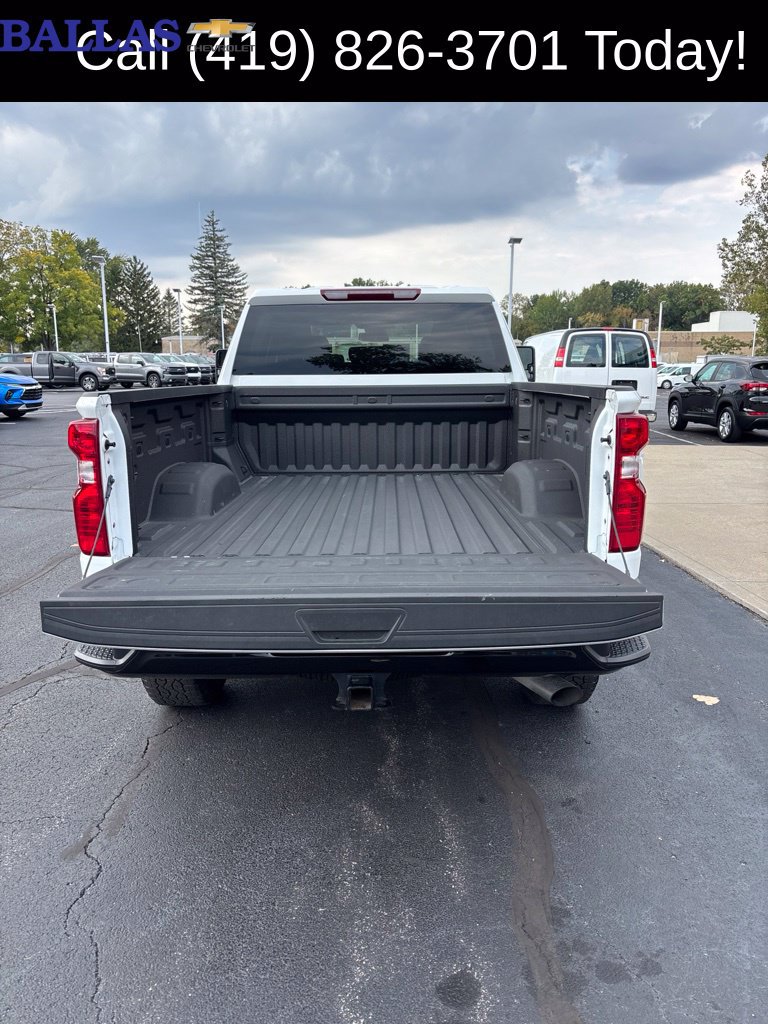 Used 2025 Chevrolet Silverado 2500 Custom w/ Custom Value Package AWD/4WD image 5