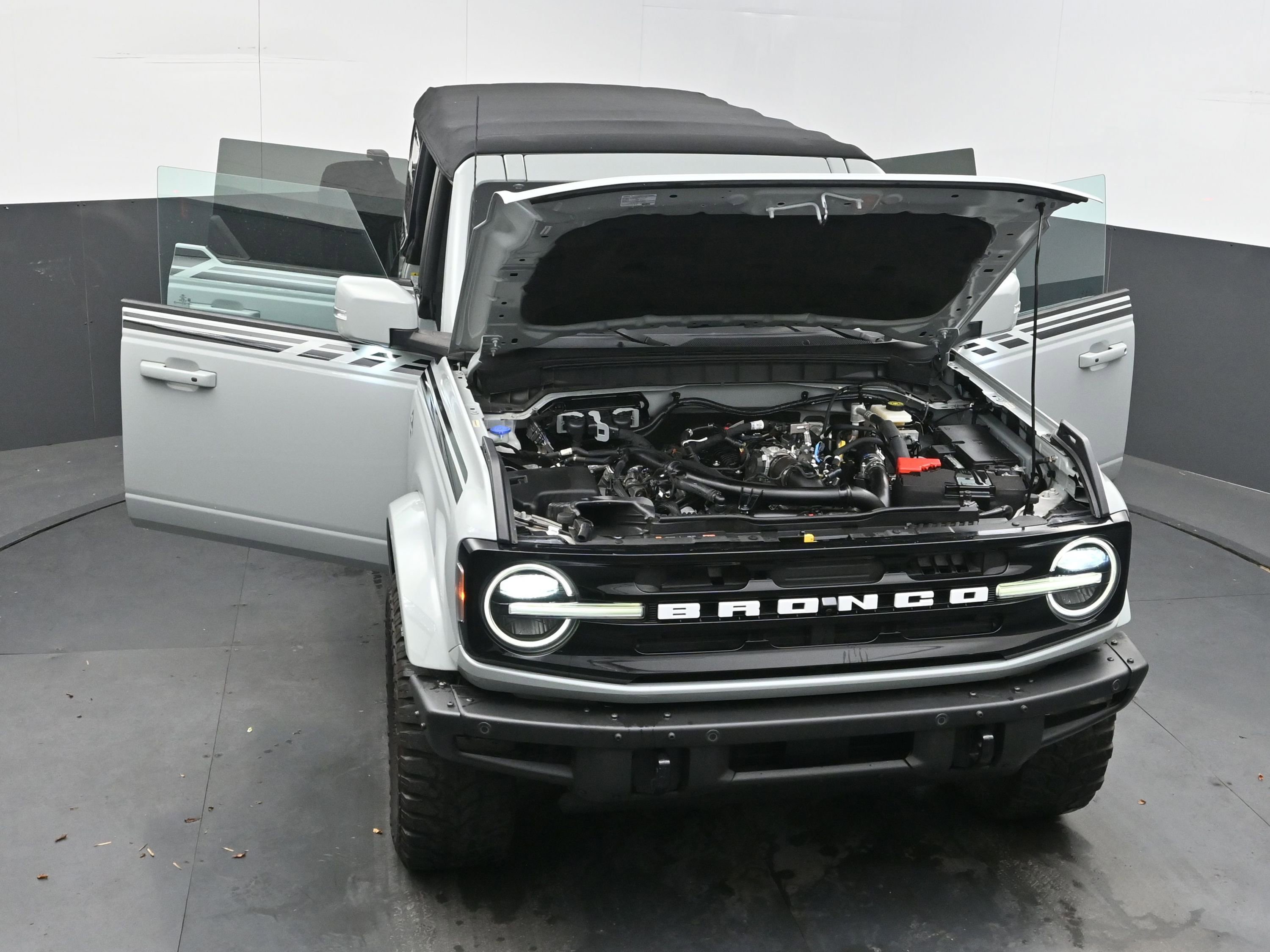 Used 2021 Ford Bronco Outer Banks image 40