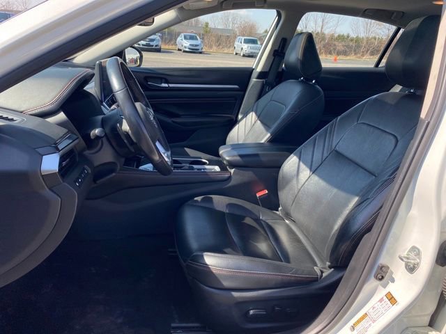 Used 2023 Nissan Altima 2.5 SR image 17