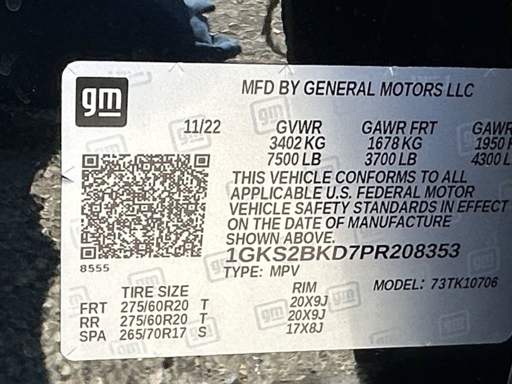 Used 2023 GMC Yukon SLT w/ SLT Luxury Package image 31