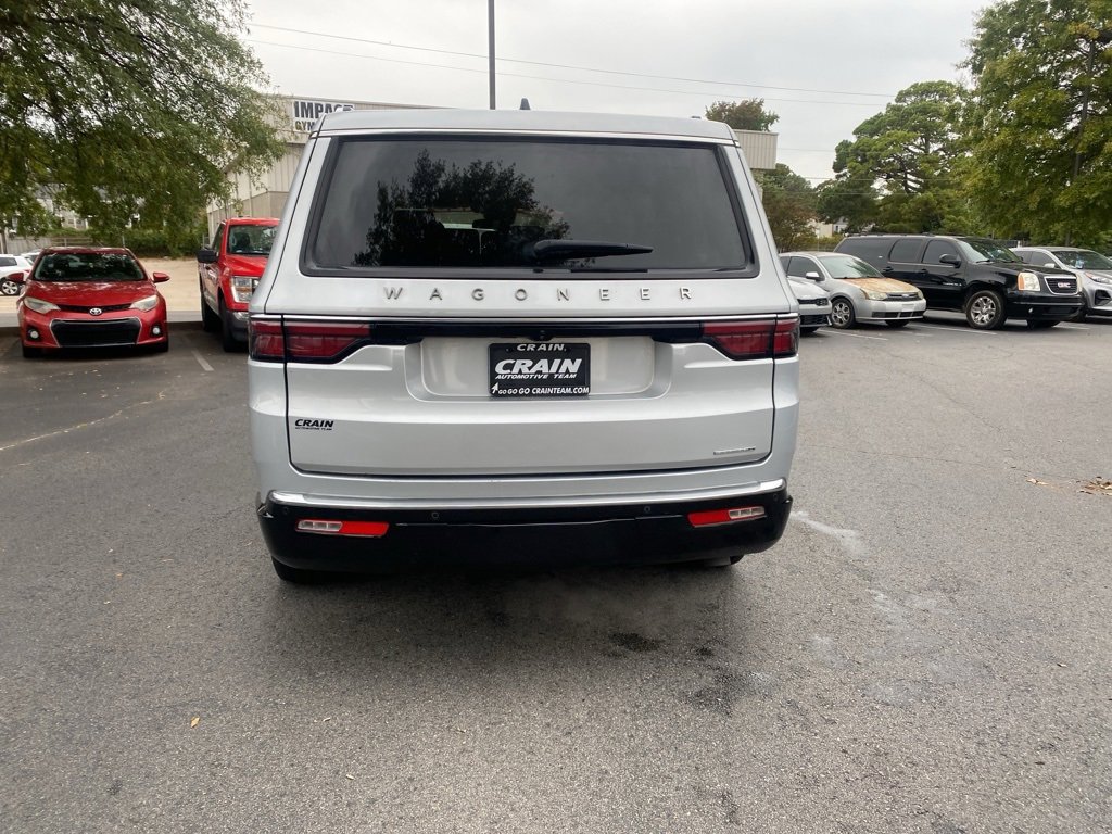 Used 2024 Jeep Wagoneer Series II w/ Flexible Seating Group image 6