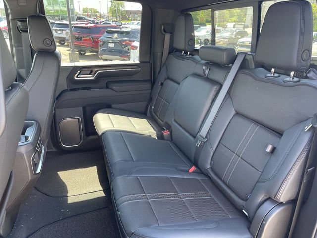 New 2026 Chevrolet Silverado 3500 High Country w/ Technology Package AWD/4WD image 22