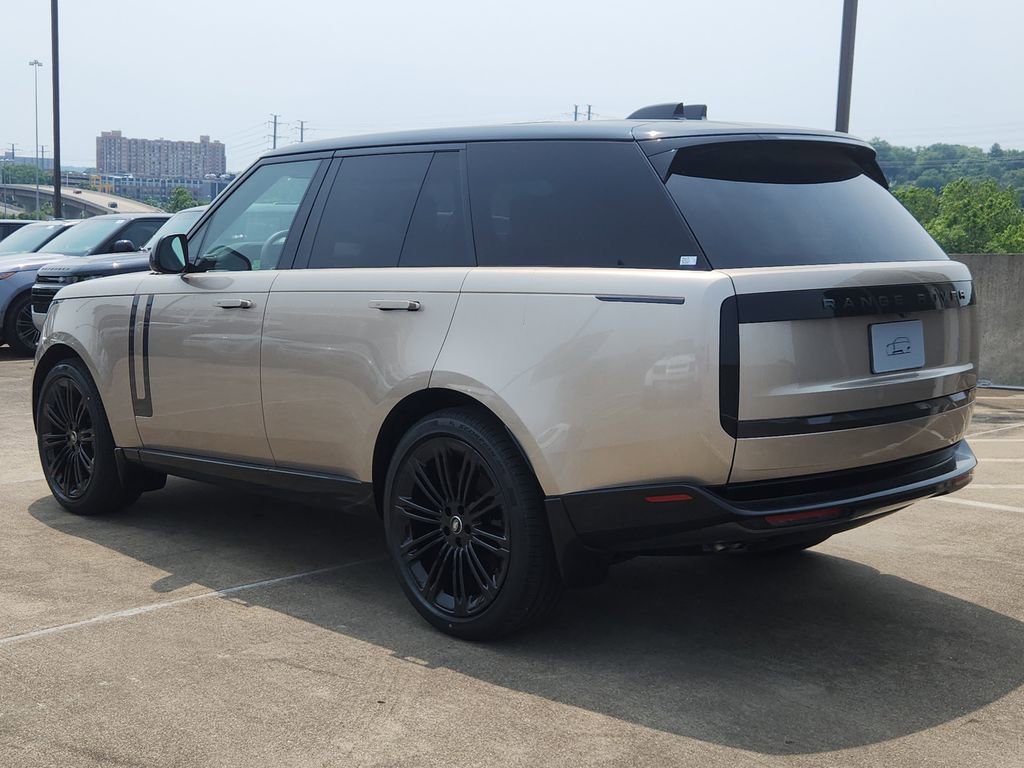 New 2025 Land Rover Range Rover SE AWD/4WD image 12