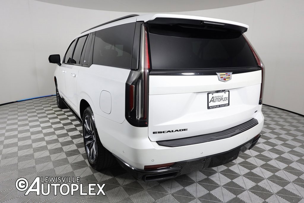 Used 2022 Cadillac Escalade ESV Sport image 10