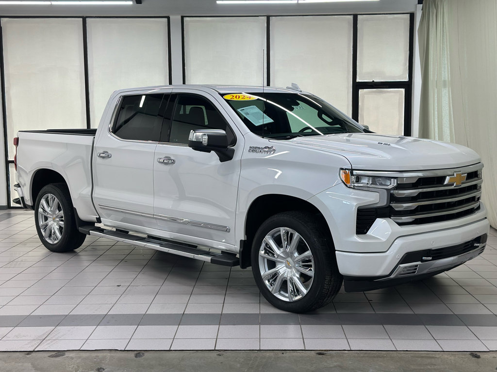 Certified 2024 Chevrolet Silverado 1500 High Country w/ High Country Premium Package AWD/4WD image 1