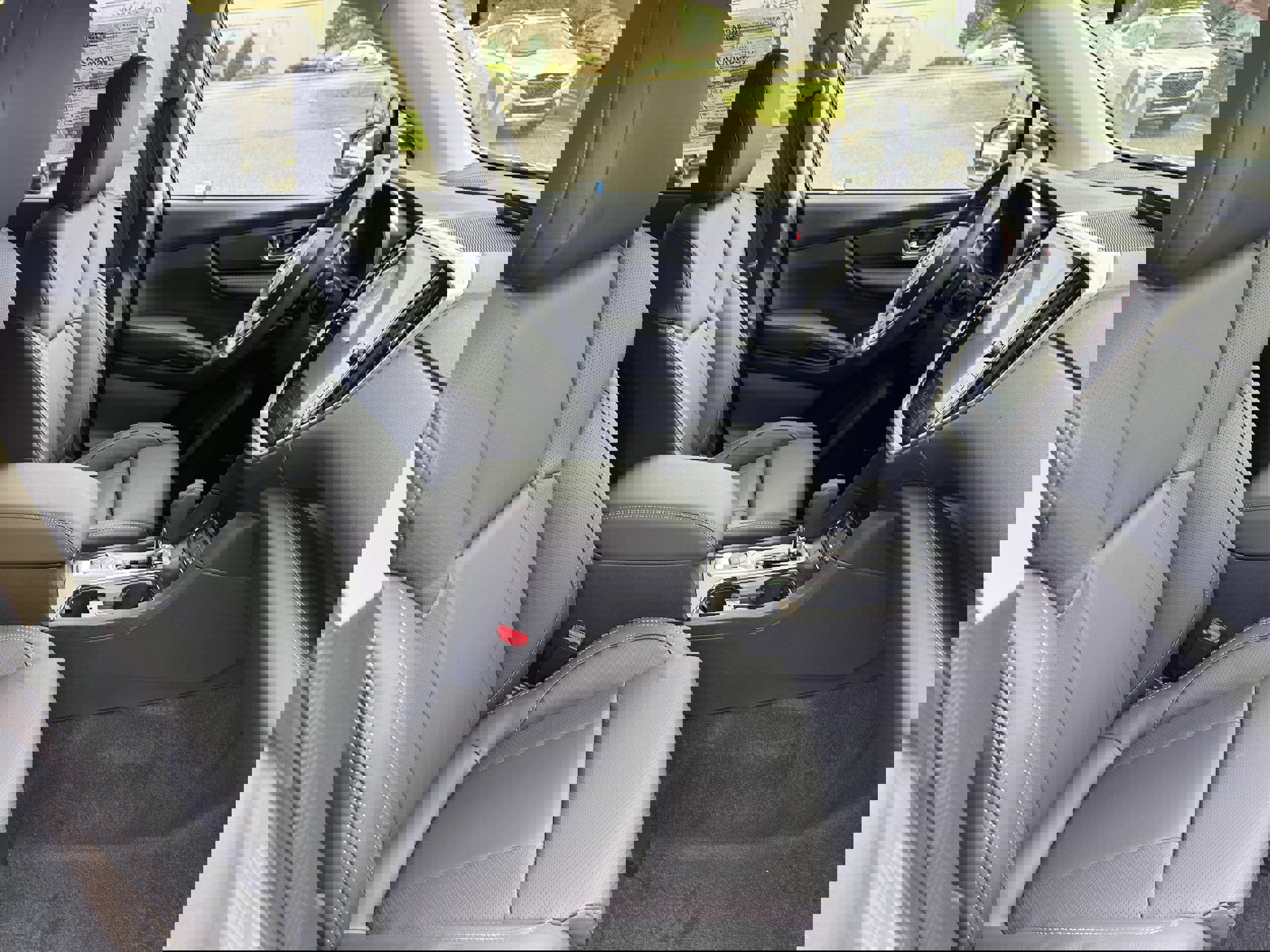 New 2025 Subaru Ascent Limited image 11