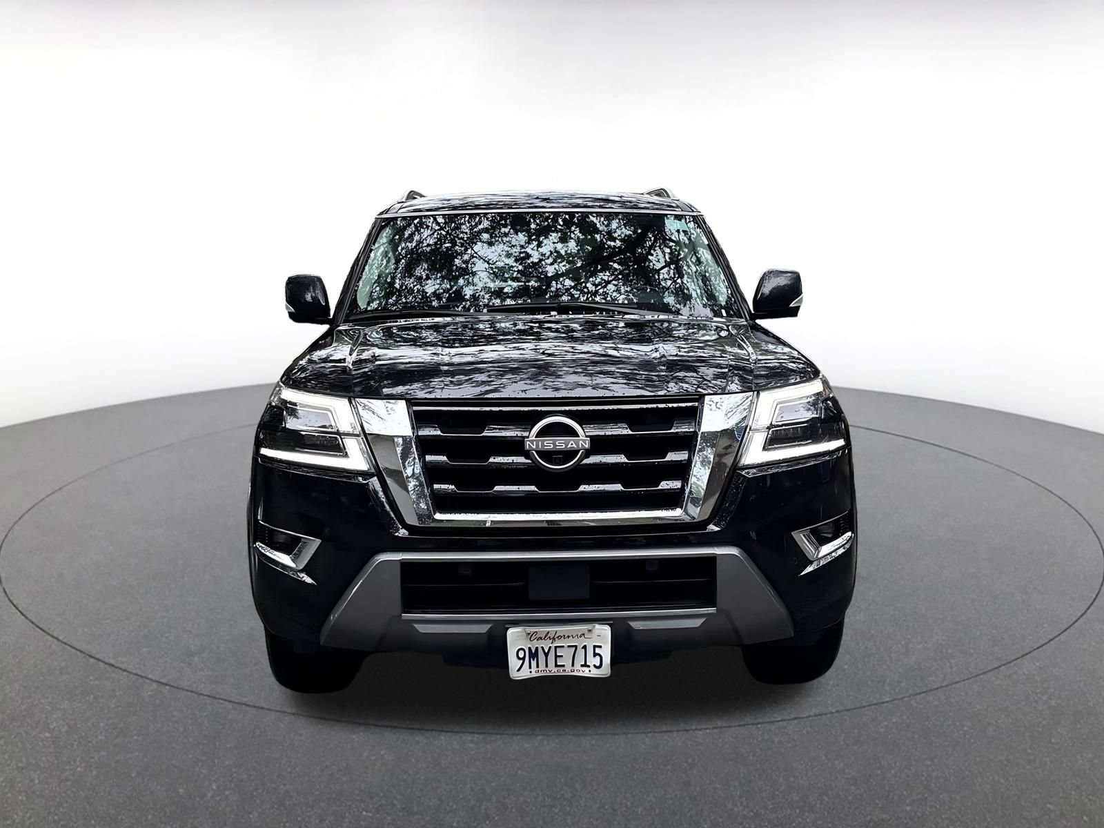 Used 2024 Nissan Armada SL RWD image 2