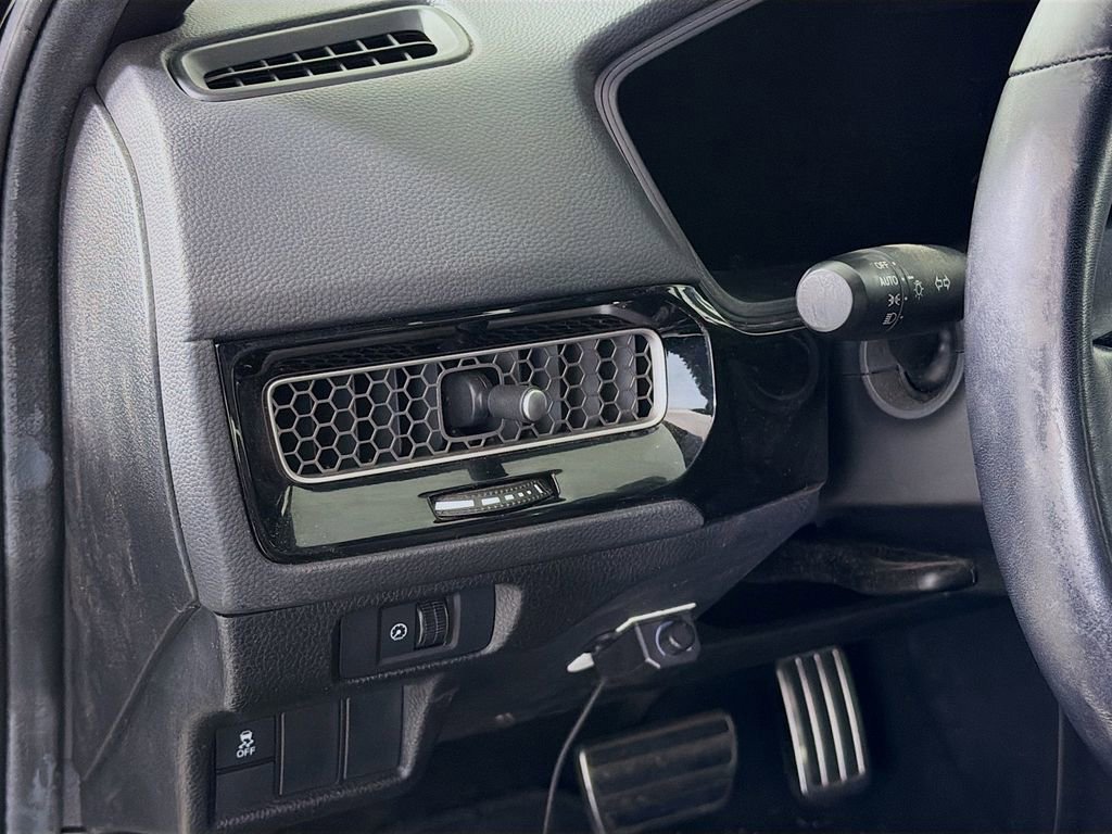 Used 2025 Honda Civic Sport image 10