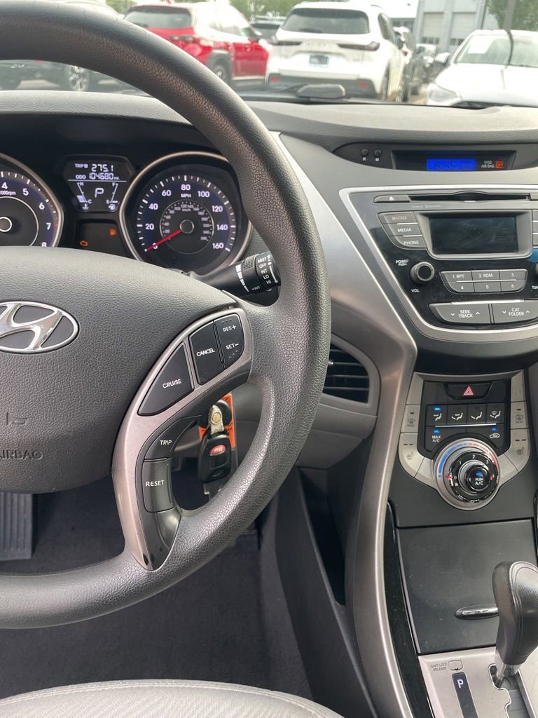 Used 2013 Hyundai Elantra GLS w/ Preferred Pkg FWD image 13