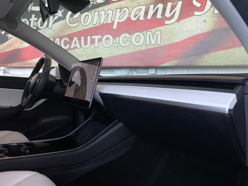 Used 2021 Tesla Model Y Performance image 21