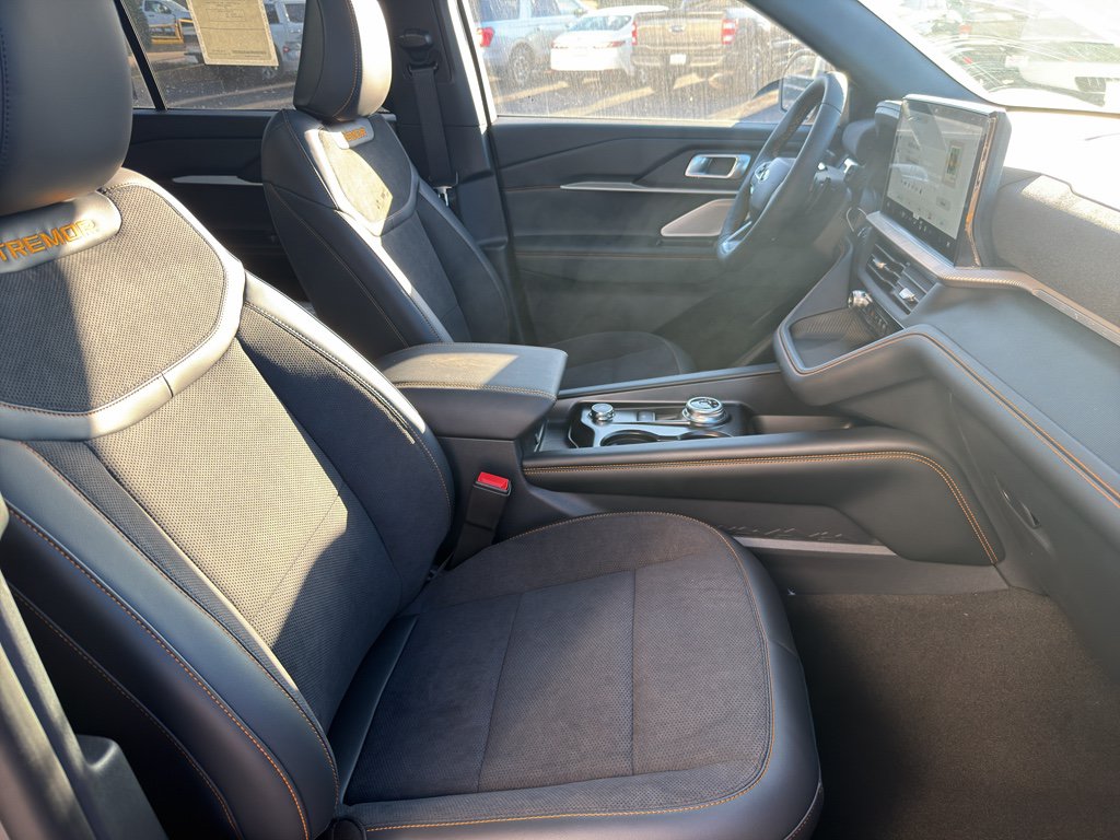 Used 2026 Ford Explorer Tremor w/ Tremor Ultimate Package AWD/4WD image 12