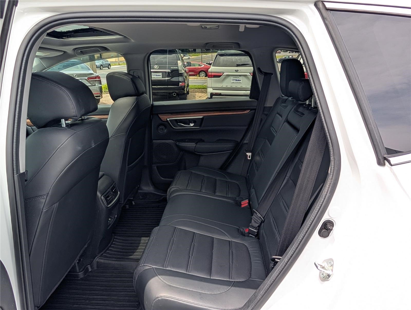Used 2020 Honda CR-V Touring image 15