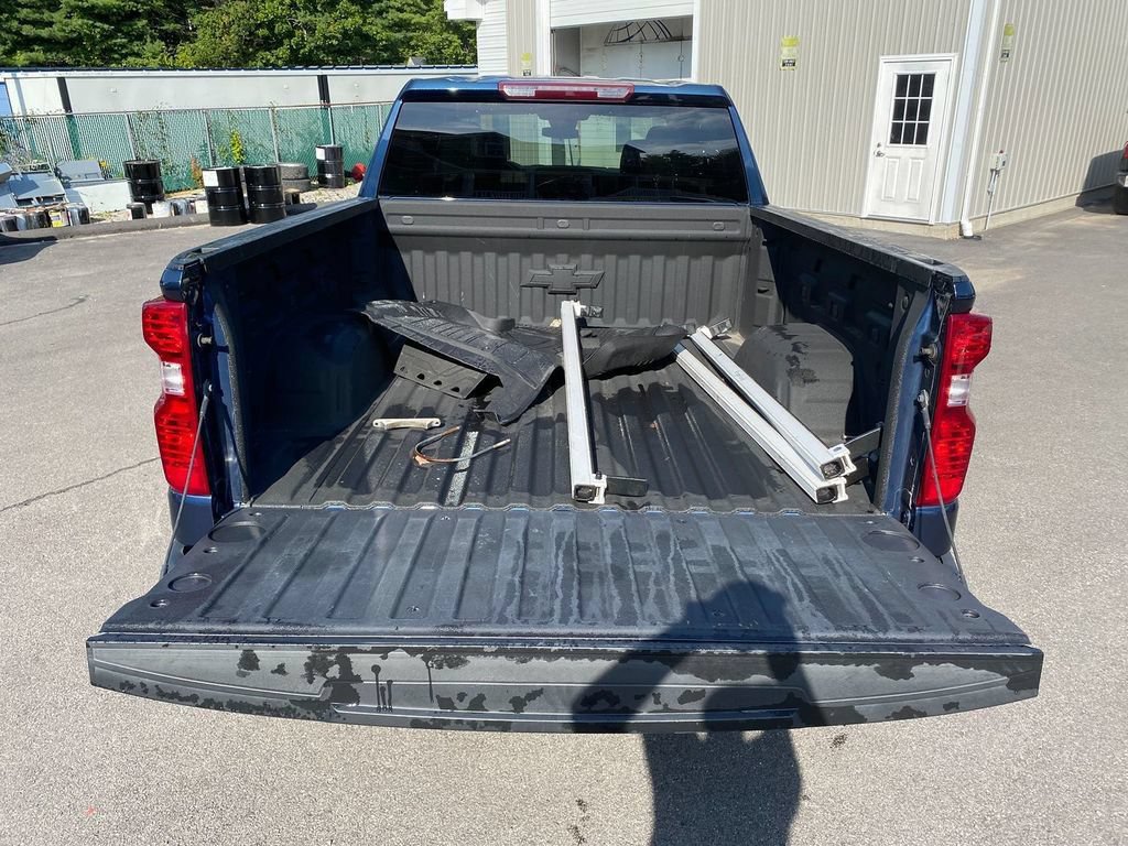 Used 2022 Chevrolet Silverado 1500 LT w/ Protection Package AWD/4WD image 25