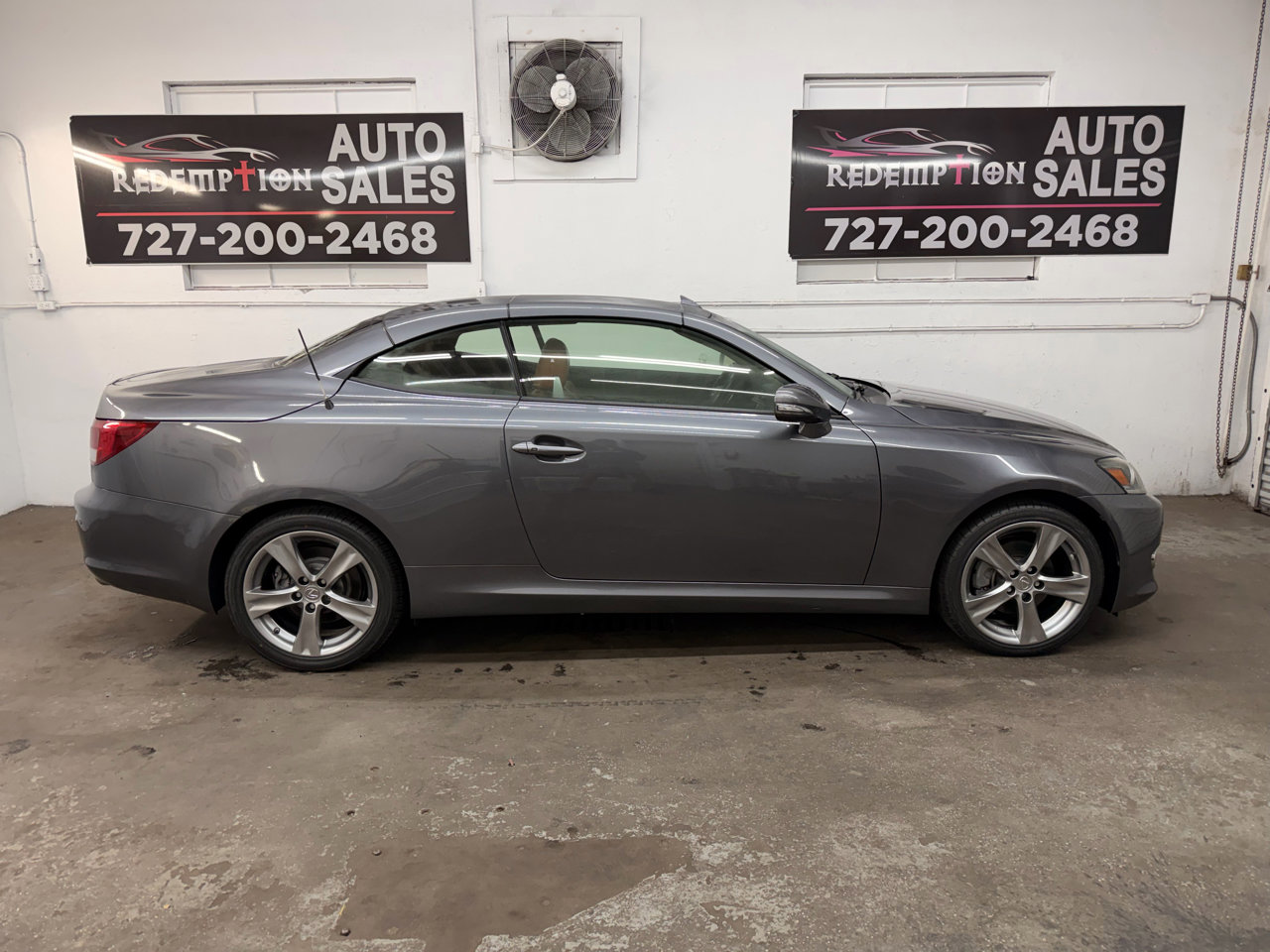 Used 2012 Lexus IS 250C image 2