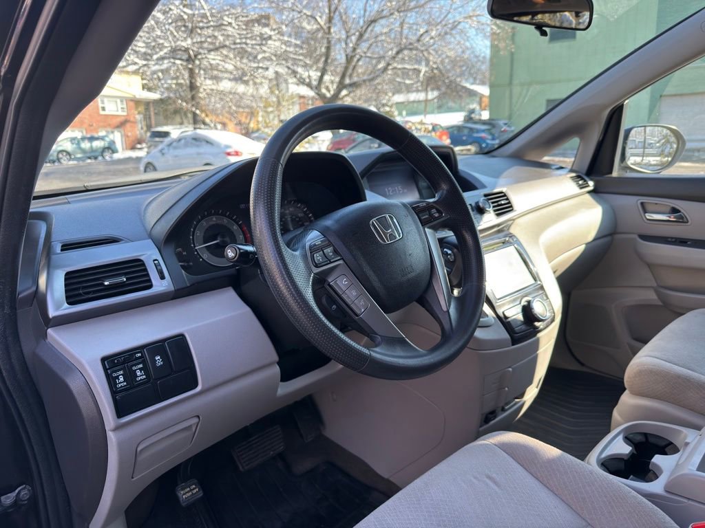 Used 2014 Honda Odyssey EX image 11