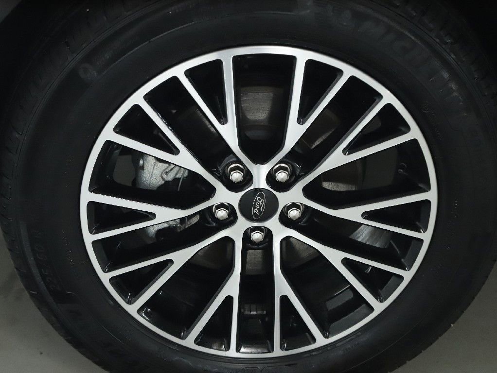 Used 2023 Ford Escape SE image 36