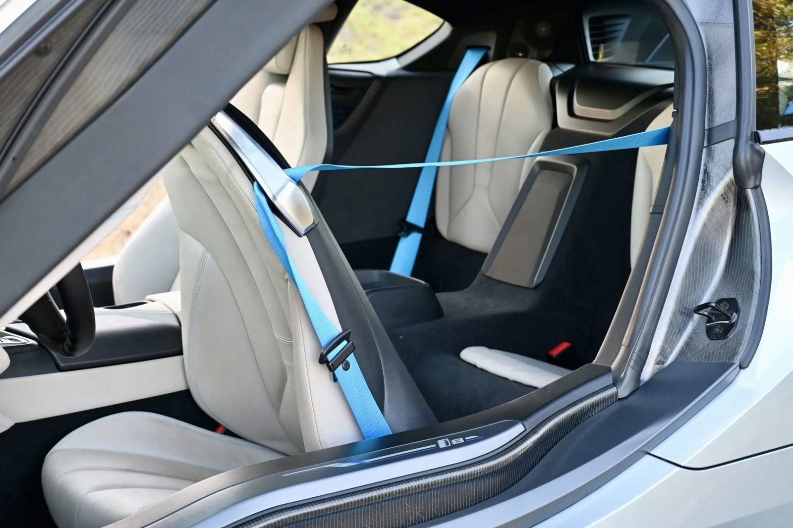 Used 2014 BMW i8 AWD/4WD image 33