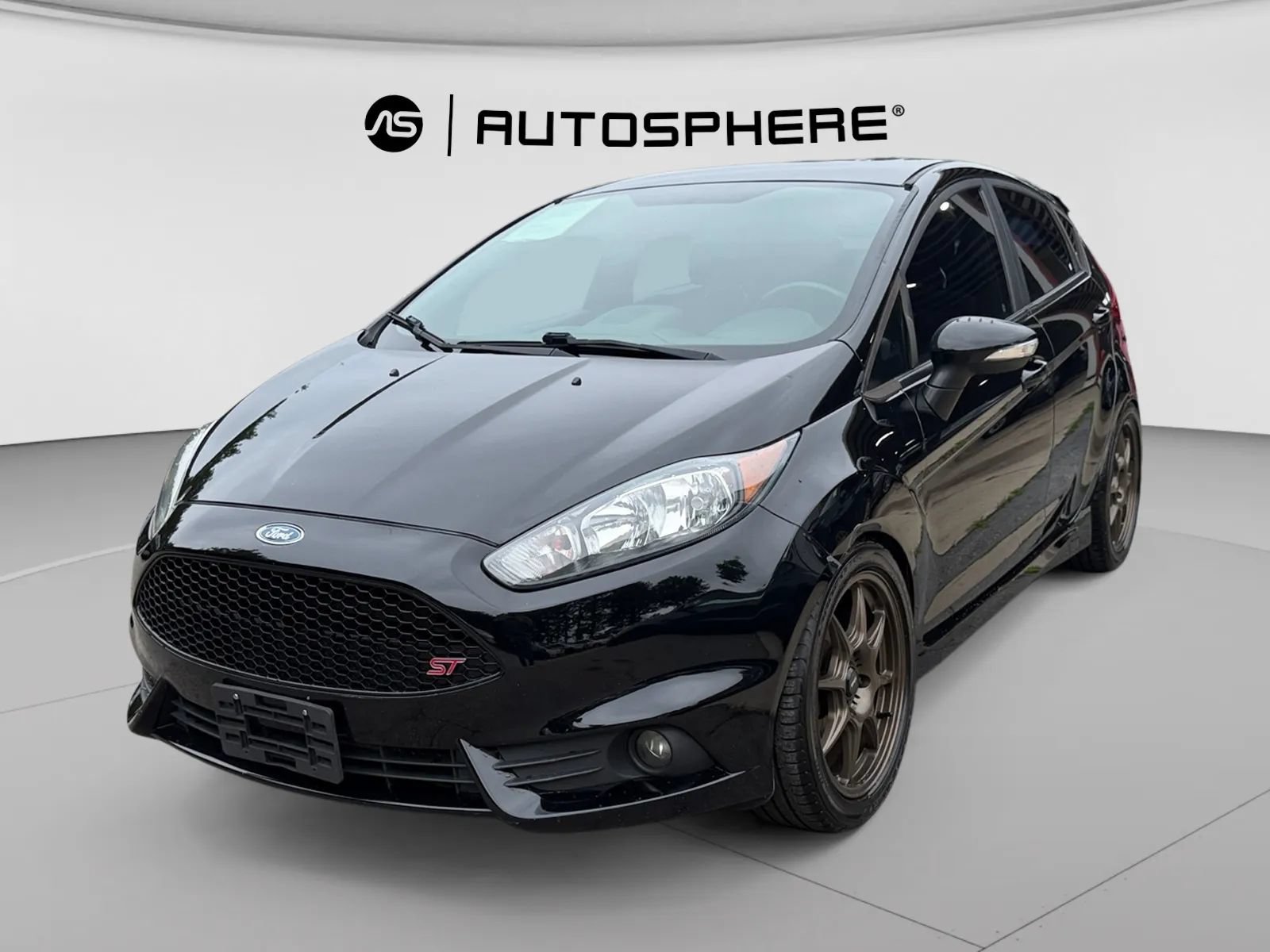 Used 2016 Ford Fiesta ST FWD image 4
