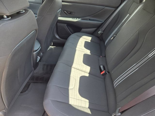Certified 2025 Hyundai Elantra Sport FWD image 30