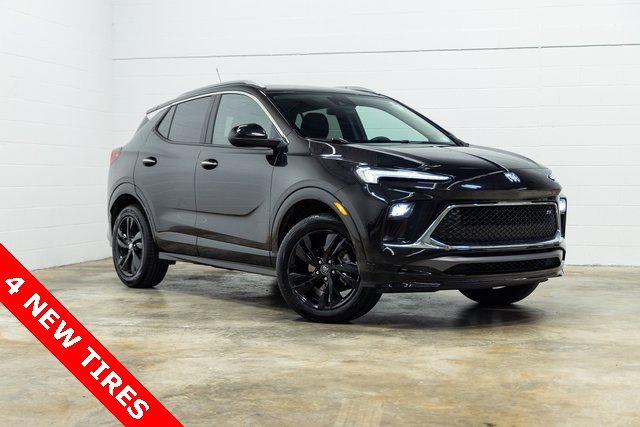 Used 2024 Buick Encore GX Sport Touring image 4