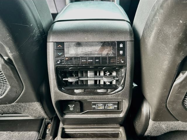 Used 2023 Jeep Grand Cherokee L Overland AWD/4WD image 27