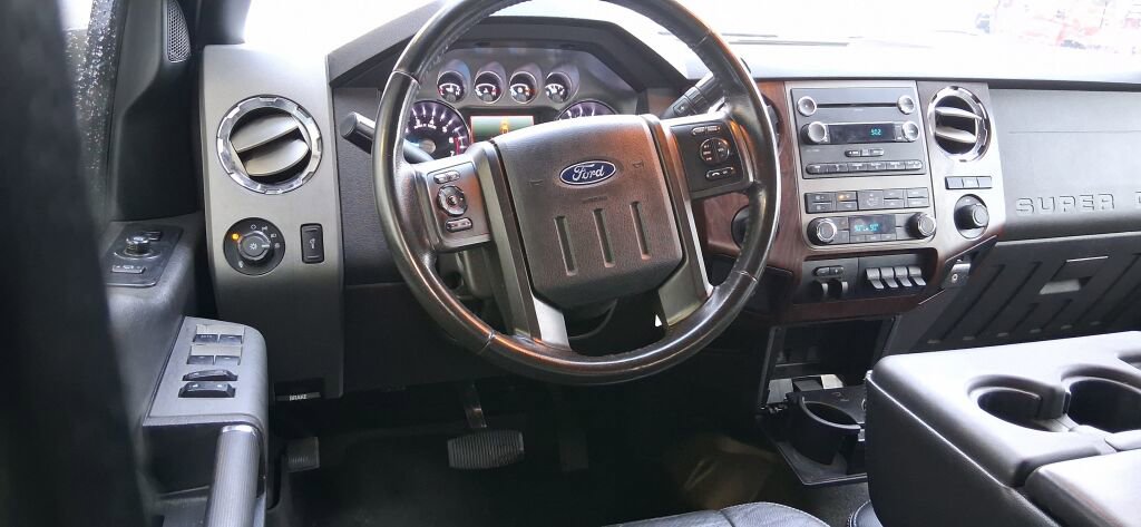 Used 2012 Ford F350 Lariat w/ Chrome Pkg image 20