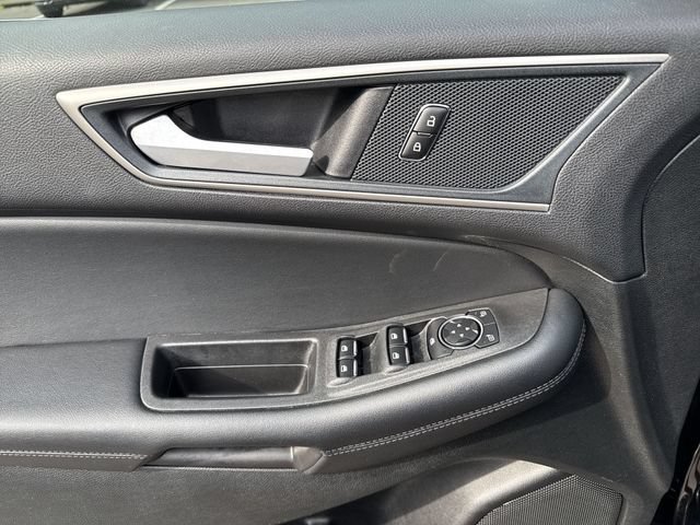 Used 2024 Ford Edge SEL AWD/4WD image 13