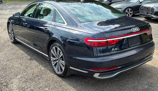 Used 2023 Audi A8 L 3.0T w/ Executive Package AWD/4WD image 4