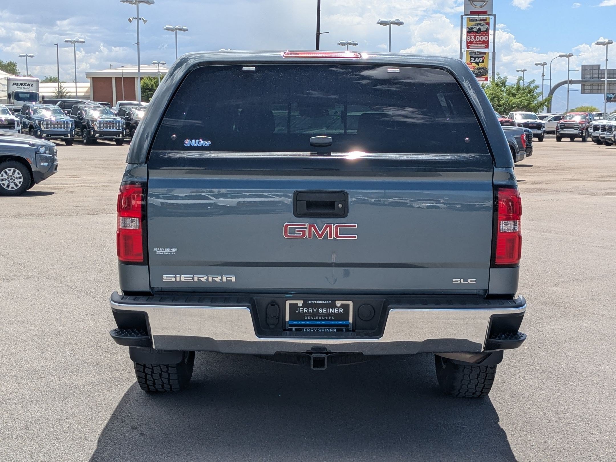 Used 2014 GMC Sierra 1500 SLE w/ Max Trailering Package AWD/4WD image 4