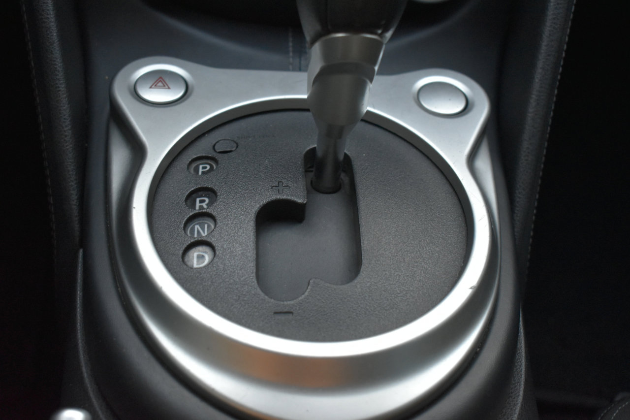 Used 2015 Nissan 370Z Coupe image 23