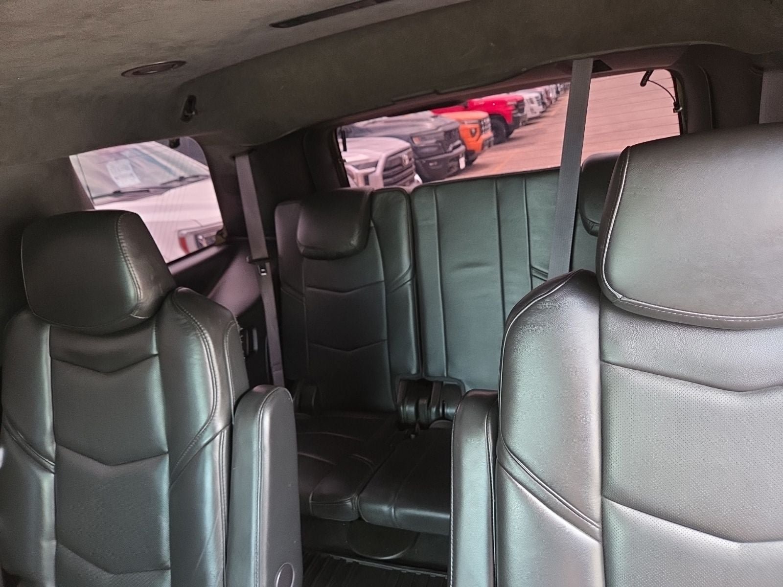 Used 2017 Cadillac Escalade Platinum AWD/4WD image 47