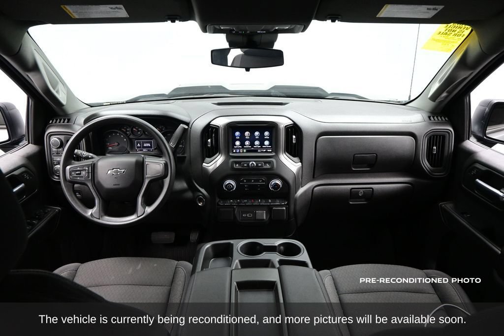 Used 2025 Chevrolet Silverado 1500 Custom Trail Boss w/ LPO, Dark Essentials Package AWD/4WD image 12