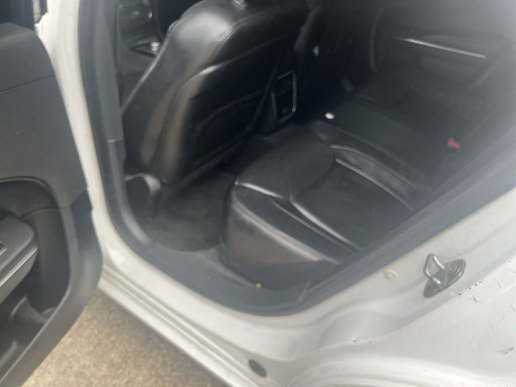 Used 2017 Chrysler 300 Limited w/ Value Package image 22