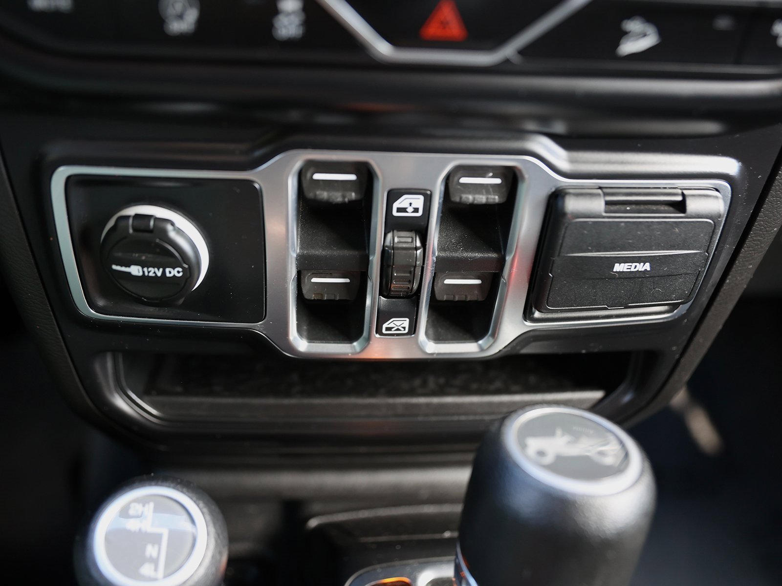 Used 2020 Jeep Wrangler Unlimited Sport image 25