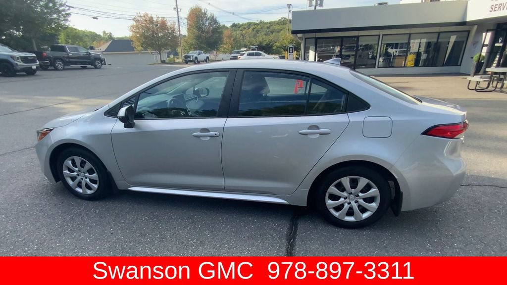 Used 2024 Toyota Corolla LE FWD image 7