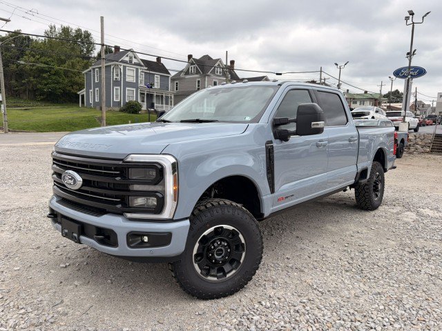 New 2027 Ford F250 Platinum w/ Tremor Off-Road Package AWD/4WD image 2