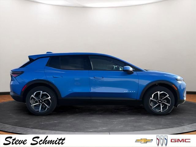 New 2026 Chevrolet Equinox EV LT image 10