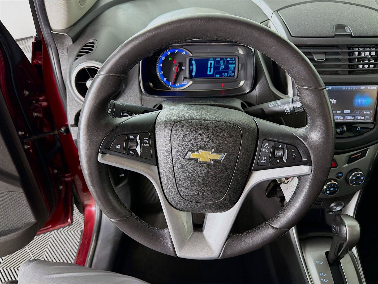 Used 2016 Chevrolet Trax LT w/ LT Convenience Package AWD/4WD image 3