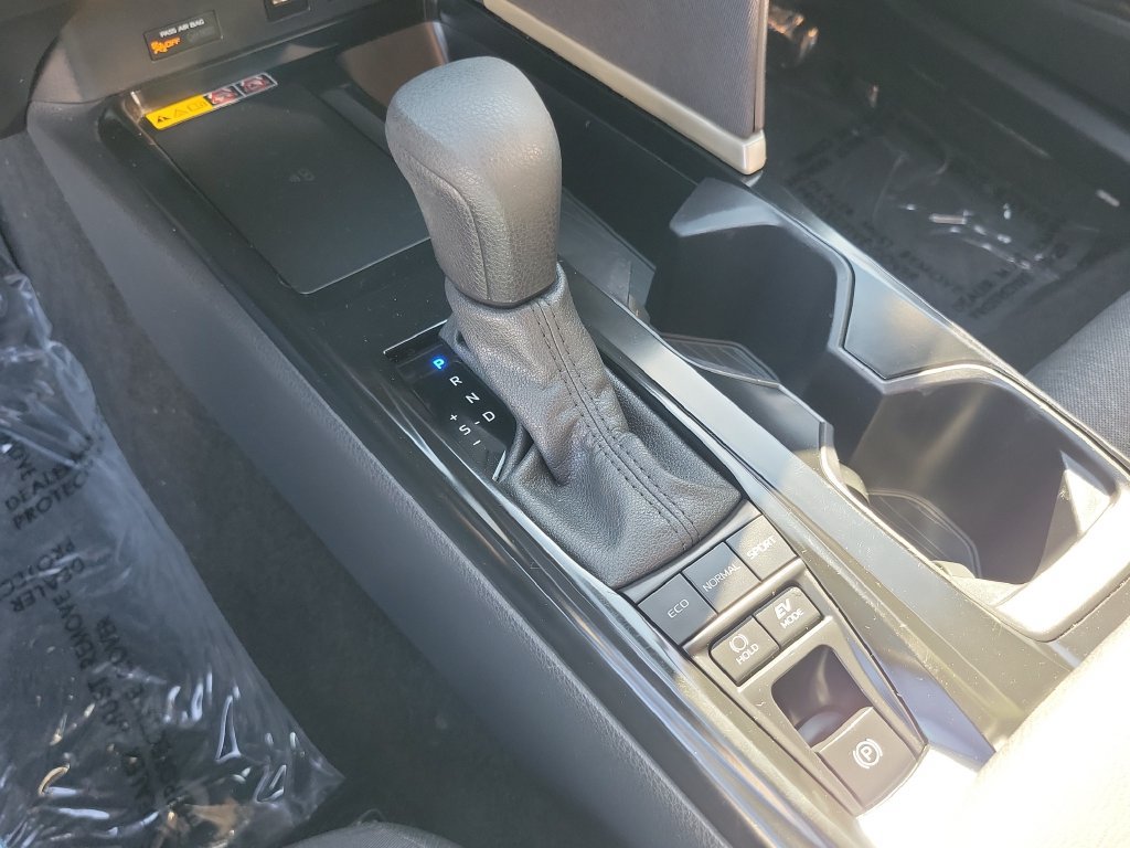 Used 2025 Toyota Camry LE FWD image 29