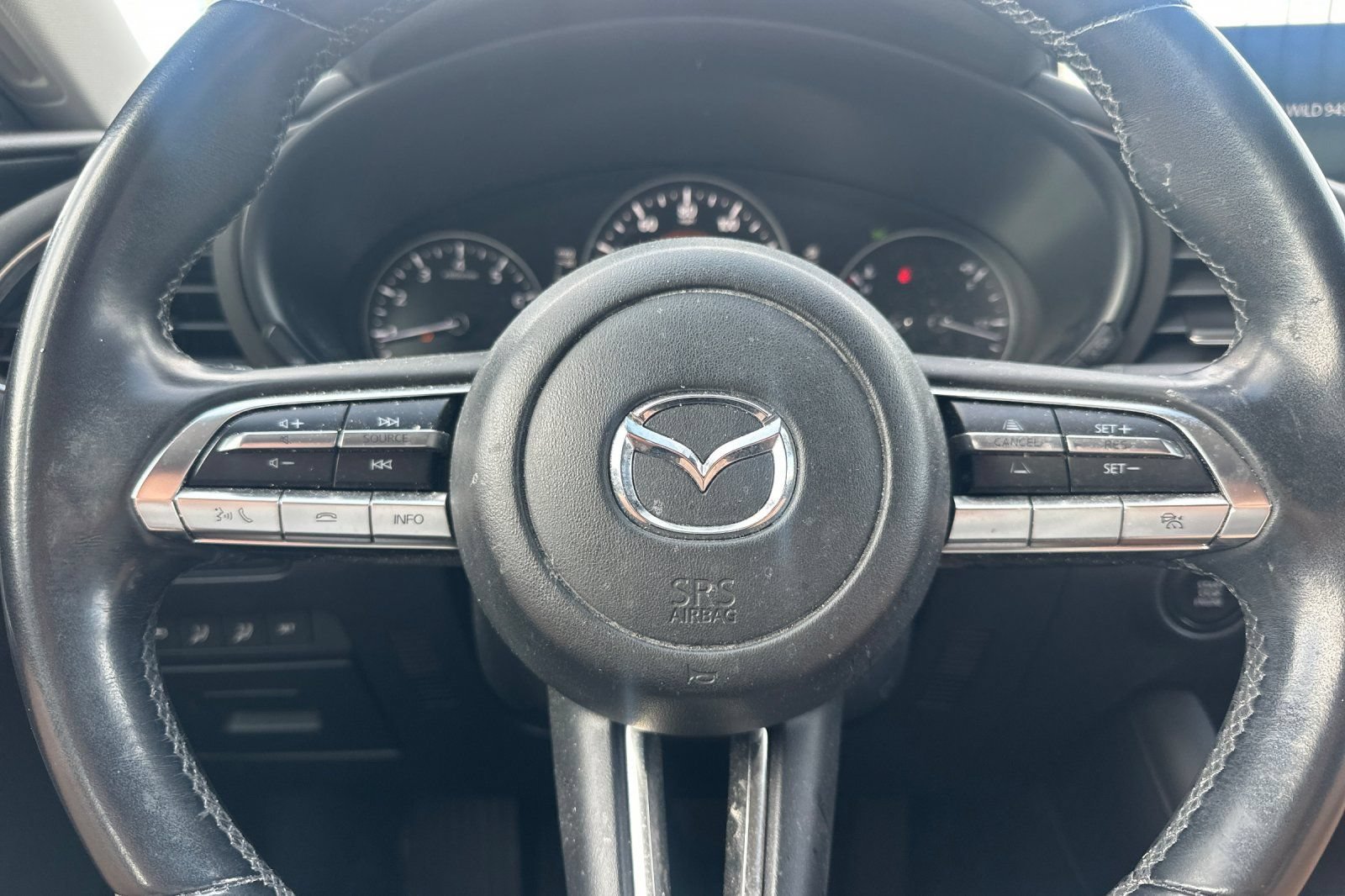 Used 2020 MAZDA MAZDA3 AWD Sedan w/ Preferred Package image 33