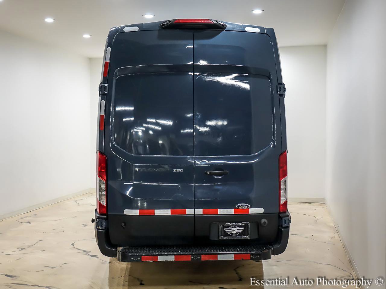 Used 2019 Ford Transit 250 148 High Roof Extended RWD image 5