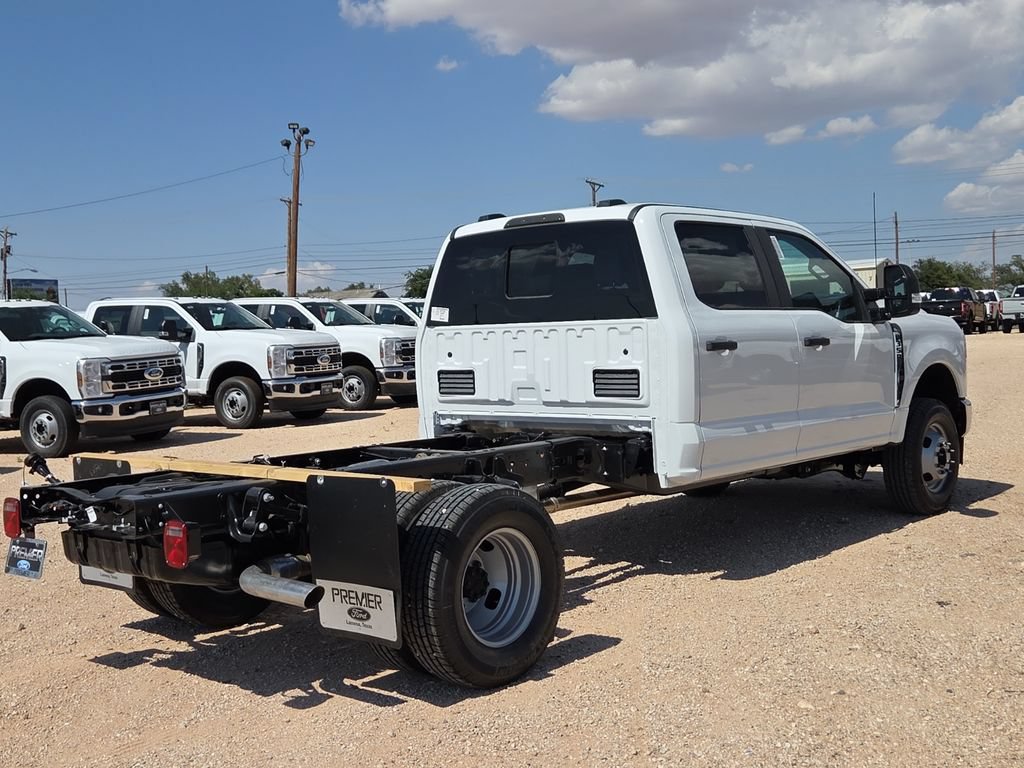 New 2026 Ford F350 XL w/ XL Chrome Package AWD/4WD image 11