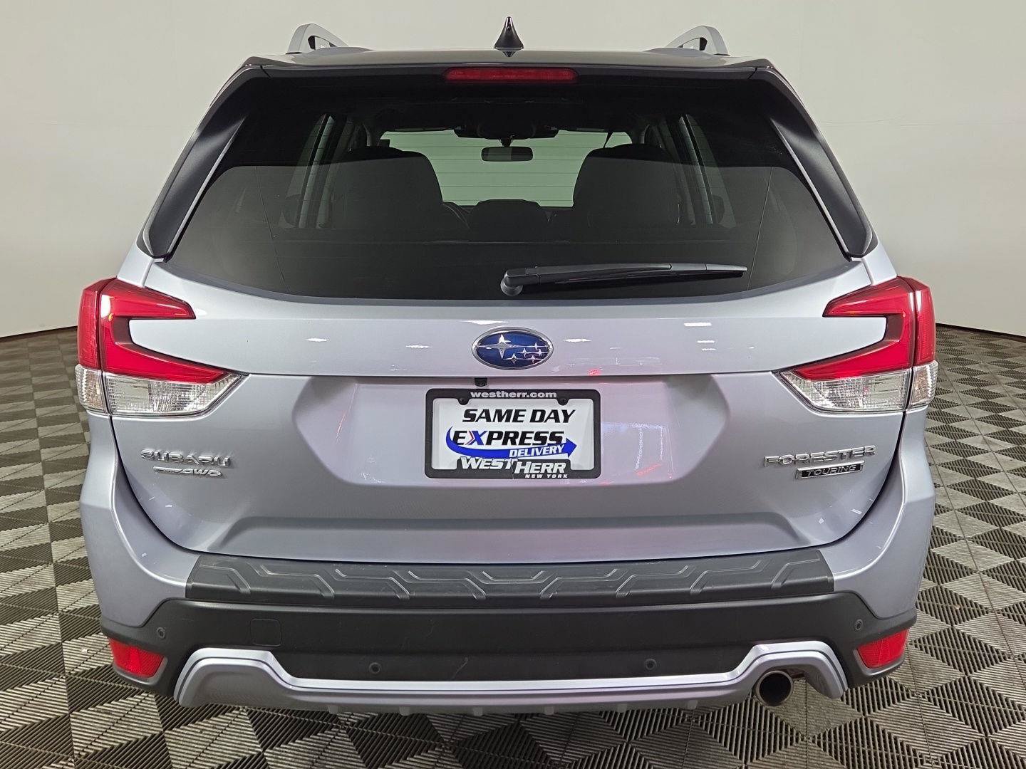 Used 2024 Subaru Forester Touring AWD/4WD image 6